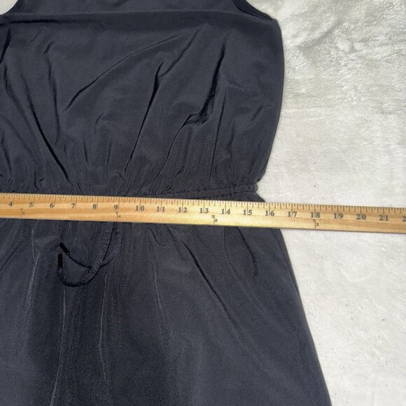 Athleta Women’s Dress Performance Athletic size med - Picture 6 of 7